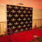 Step-and-Repeat-signs done fast