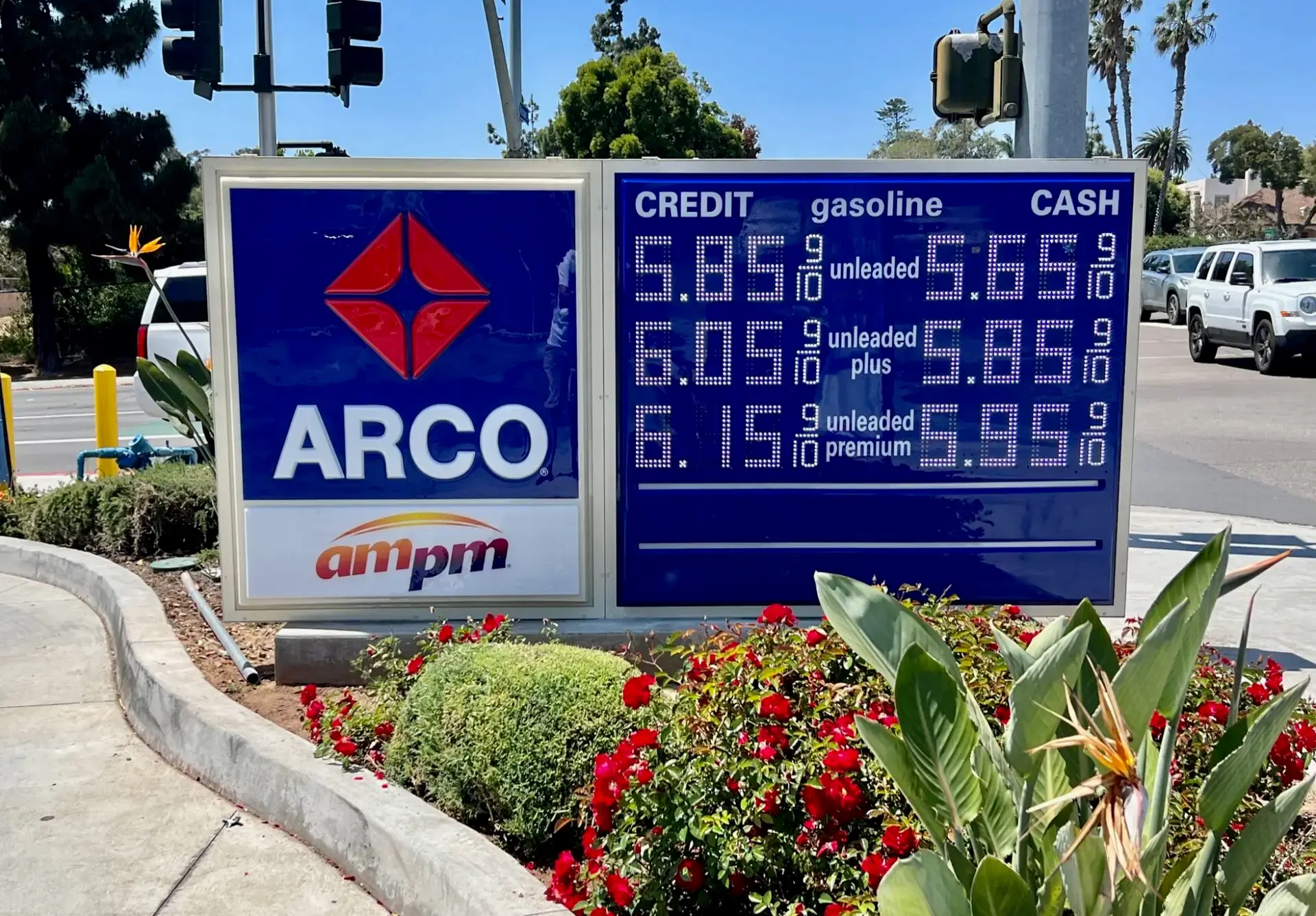 Arco EMC Gas Station Signs, Sign Company