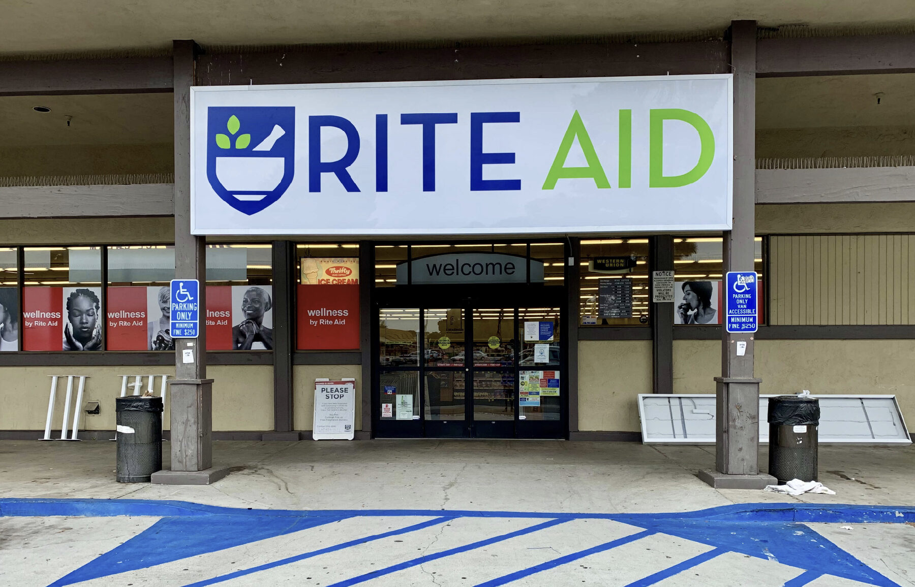 RITE AID Sign Cabinet | Lightbox sign